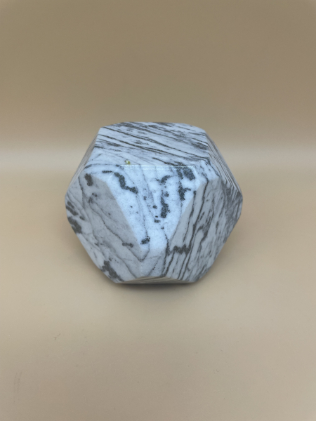 Goldmarmor-Granatwürfel